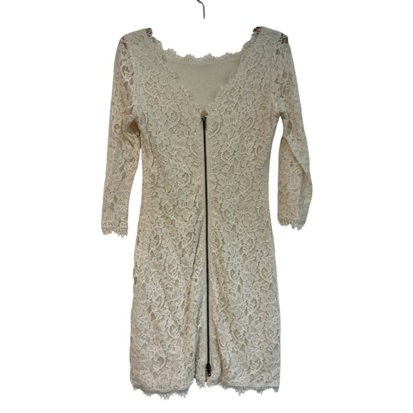 DVF Zarita Lace Dress Ivory Size 4 Open V Back Long Sleeve Cocktail Wedding USA - Picture 3 of 12